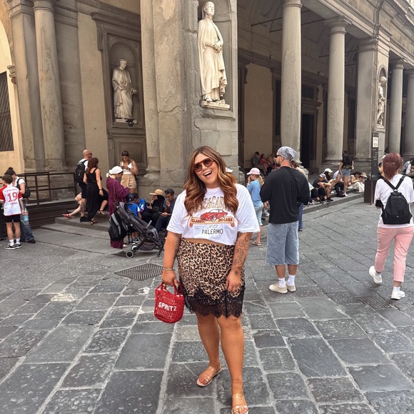 Meet your Posher, Lauren - Picture 13 of 17